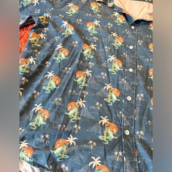 Tipsy Elves alligator palm tree button down - Picture 2 of 4
